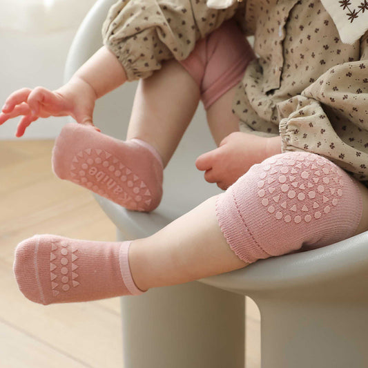 Knee Pads and Socks Set